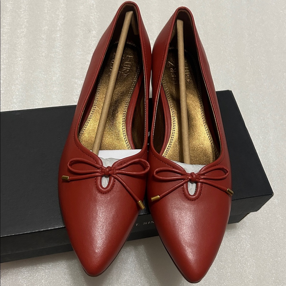 Naturalizer Joiner Red Leather Shoes size 9 NIB